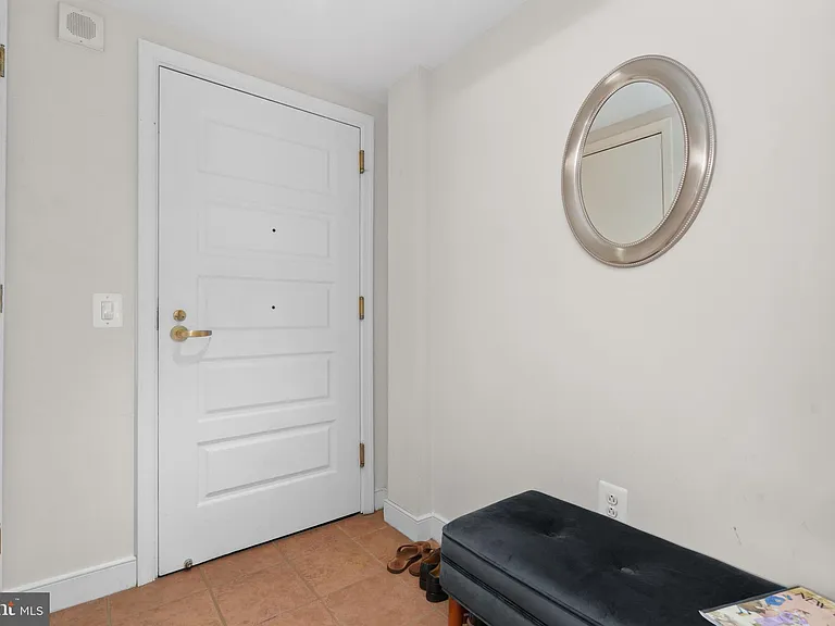 616 E St NW #304 — Photo 11