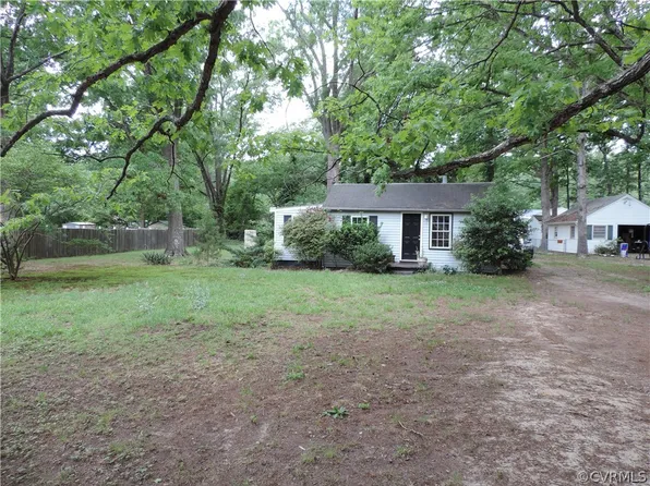 1308 Boroughbridge Rd, Richmond, VA 23225