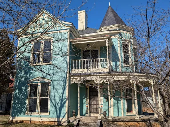 1327 State St, Bowling Green, KY 42101