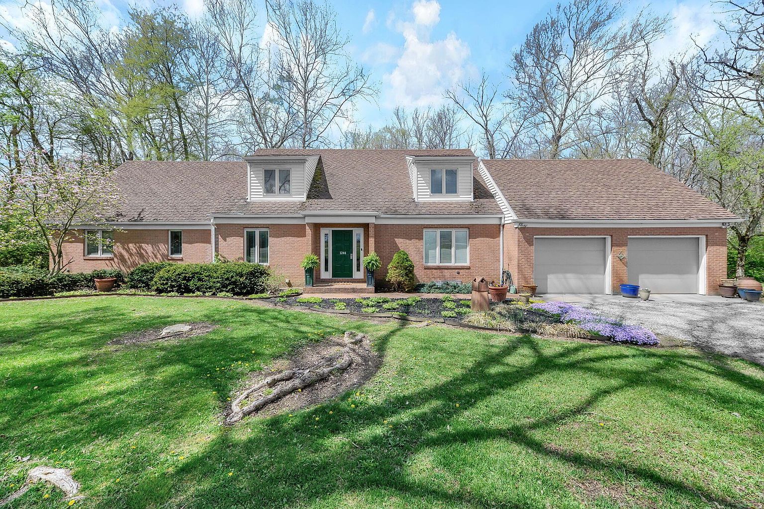 Listing photo 2 for 1244 Lancaster Pike