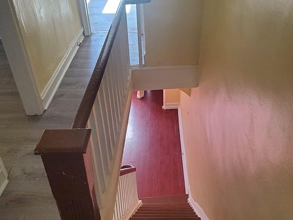 4th image of 2616 S Sheridan St