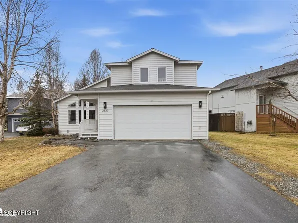 2629 Puffin Point Cir, Anchorage, AK 99507