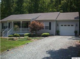91 Riverside Dr, Palmyra, VA 22963