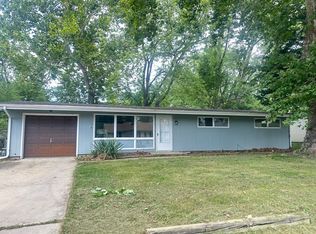 714 Breen Dr, Champaign, IL 61820
