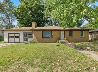 3231 Badger Ave SW, Wyoming, MI 49509