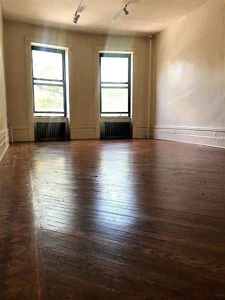 1st image of 203 8th Ave APT 3