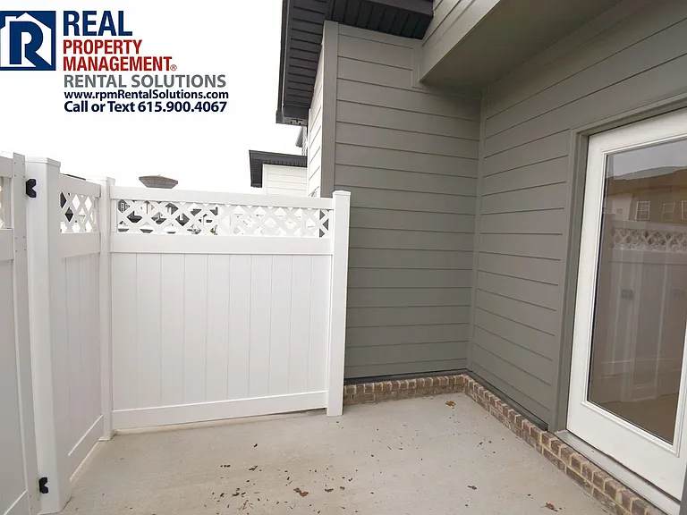 1428 Rebecca Johns Dr — Photo 16