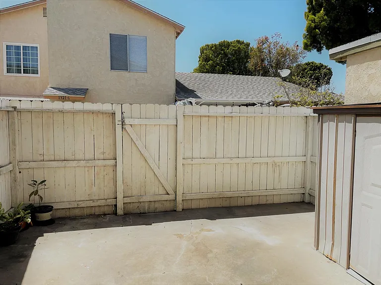 1311 Casa San Carlos Ln #C — Photo 8