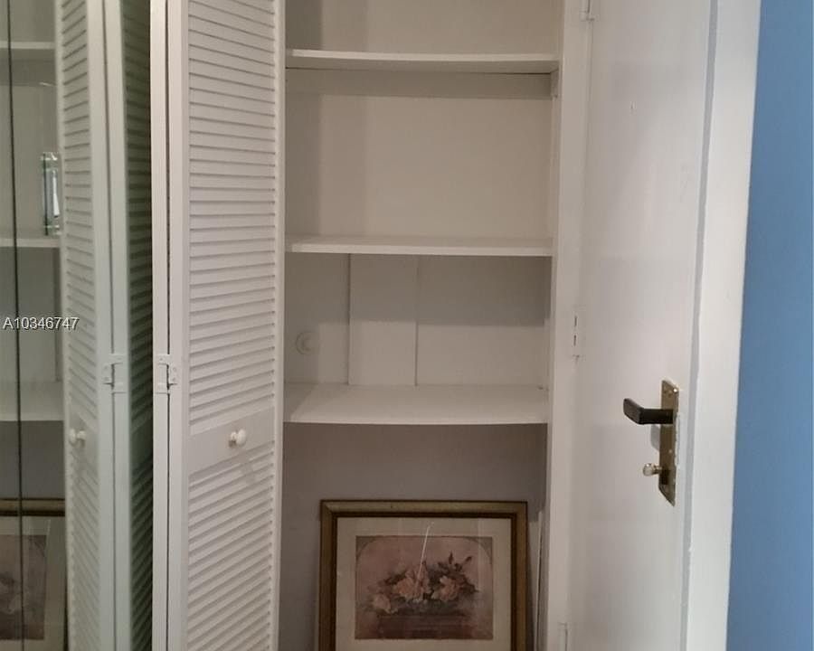 1st image of 555 NE 15th St #V42