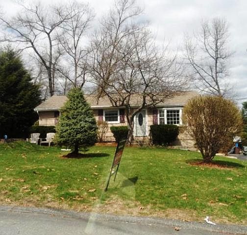 1st image of 124 Westwood Dr