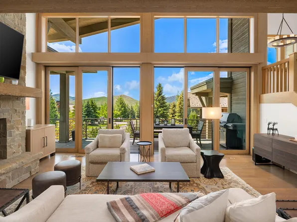 19 Cloud Nine Dr, Sun Valley, ID 83353