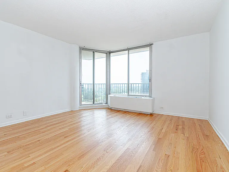 4170 N Marine Dr #13A — Photo 9