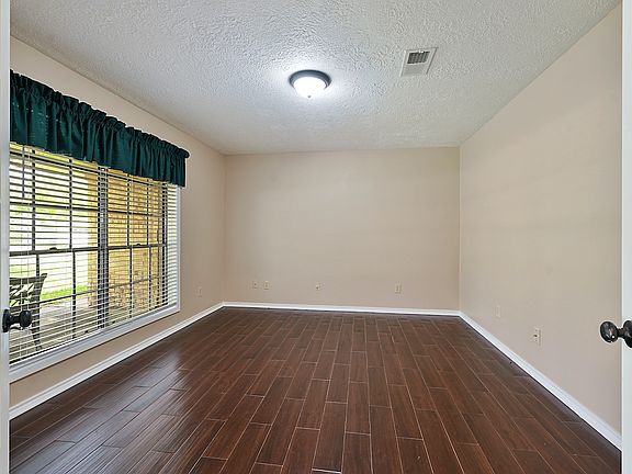 5th image of 1200 Guadalupe Dr