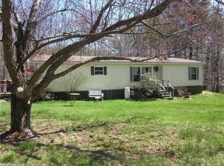 692 Mount Pisgah Rd, Winthrop, ME 04364