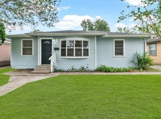 503 Lake Rd, La Marque, TX 77568