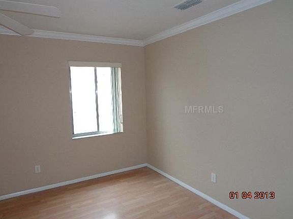 2nd image of 32 Cinnamon Dr