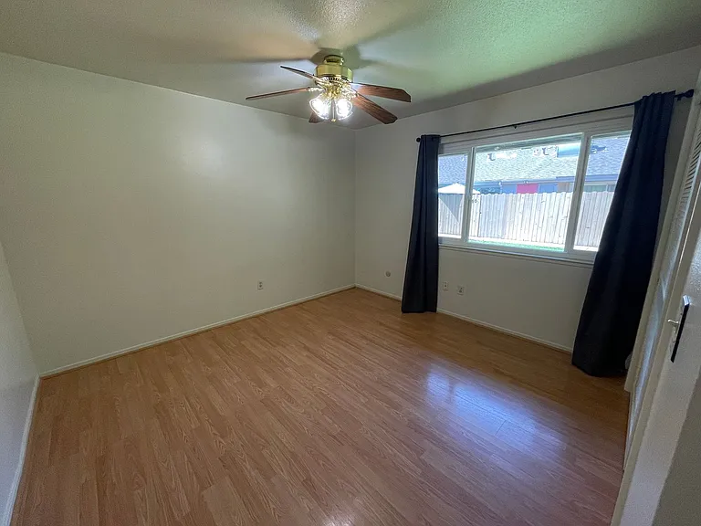 617 W Granger Ave #34 — Photo 20