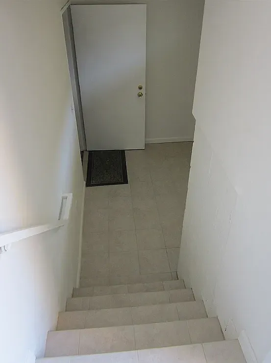 2 bed, 2.5 bath, 1300 sqft, $2,575 — Photo 3