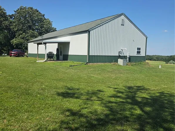 889 Hagen Rd, Saint Clair, MO 63077