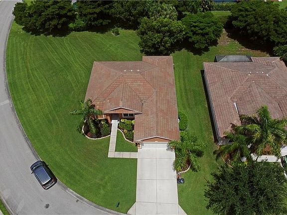 5th image of 9579 Blue Stone Cir