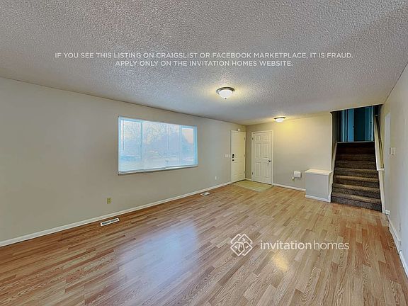 5th image of 2853 S Biscay Ct