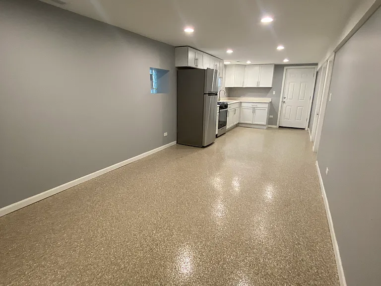 1730 N Long Ave #G — Photo 2