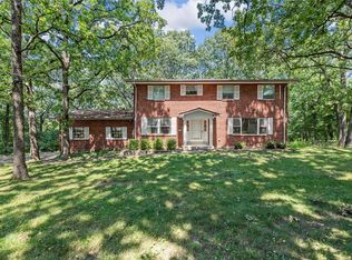 33 Rainbow Trl, Arnold, MO 63010