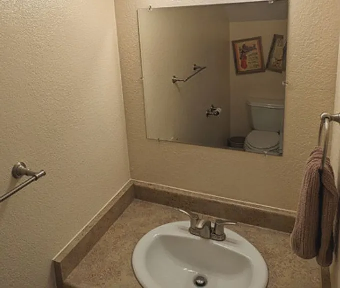 931 Hill St #20 — Photo 10