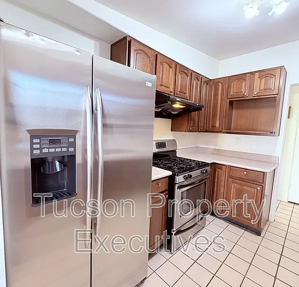 3002 N Palo Verde Ave — Photo 2