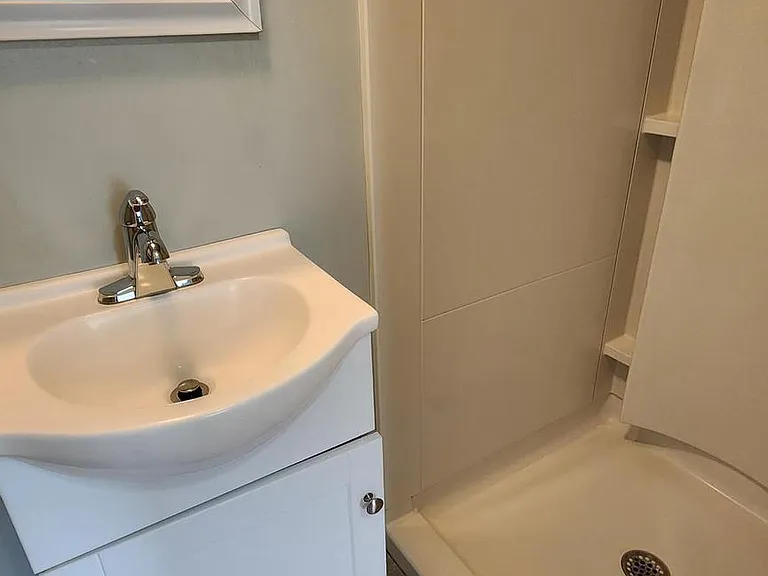 225 Deptford Rd — Photo 11