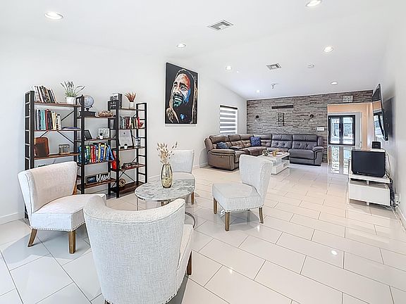 5th image of 1820 NW 93rd Terrace #1820