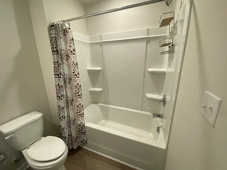 1512 Auckland Ct — Photo 29