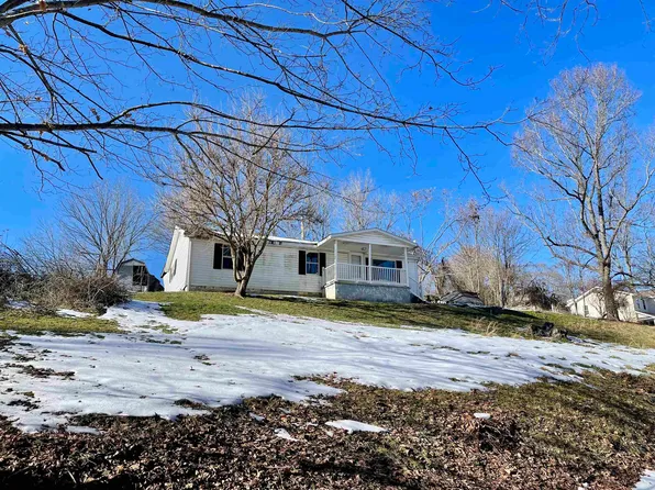 188 Plum Grove Rd, Greenup, KY 41144
