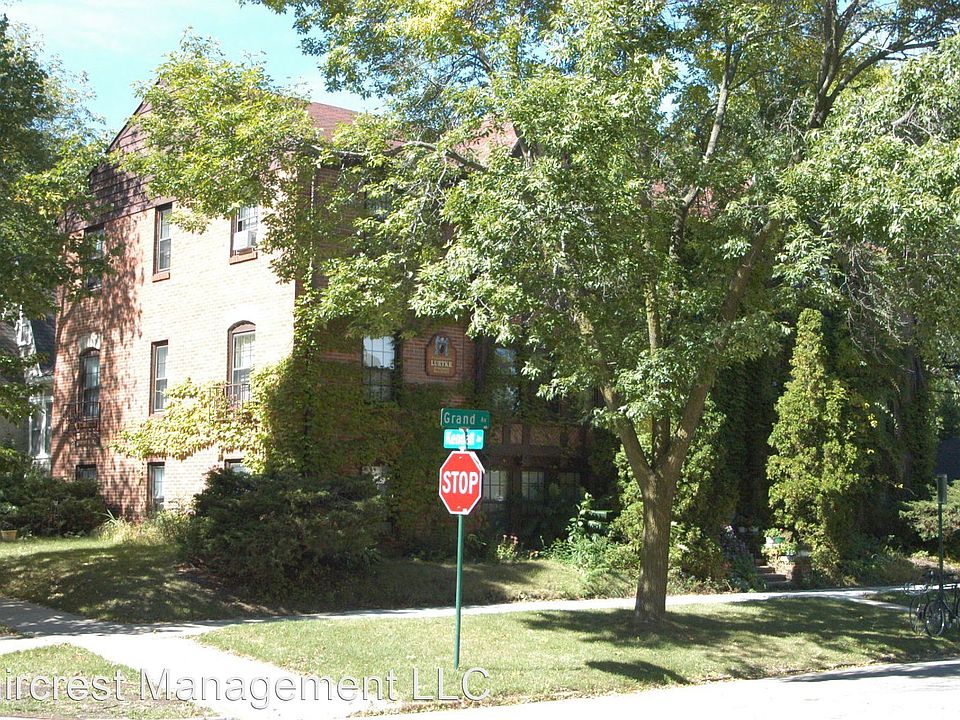 2nd image of 402 Grand Ave #4