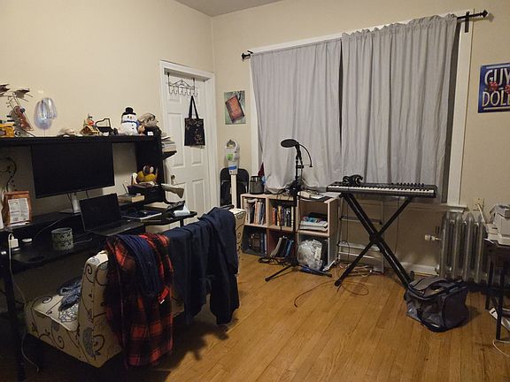 4th image of 38 Hemenway St APT 6