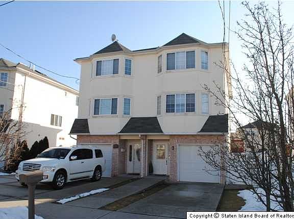 2nd image of 43 Churchill Ave