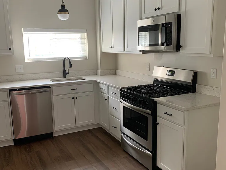 3215 Odonnell St — Photo 2