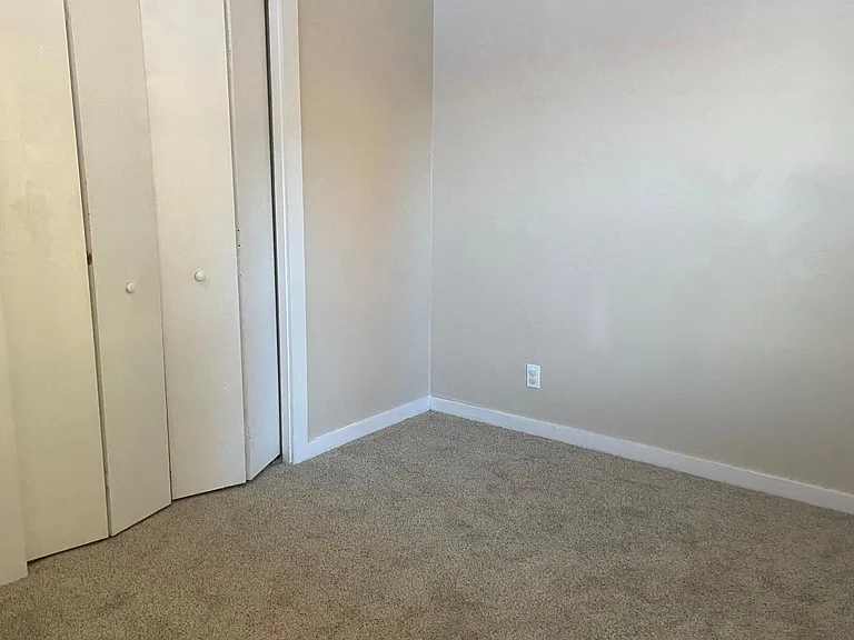 6632 Riverbirch Dr — Photo 16