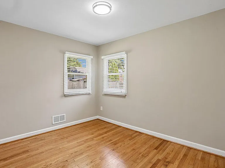 11105 Stillwater Ave — Photo 14