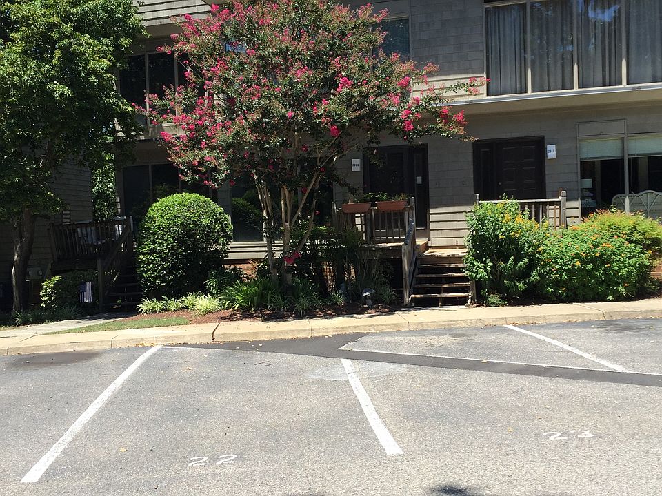 1st image of 2816 Wiigwaas Ln