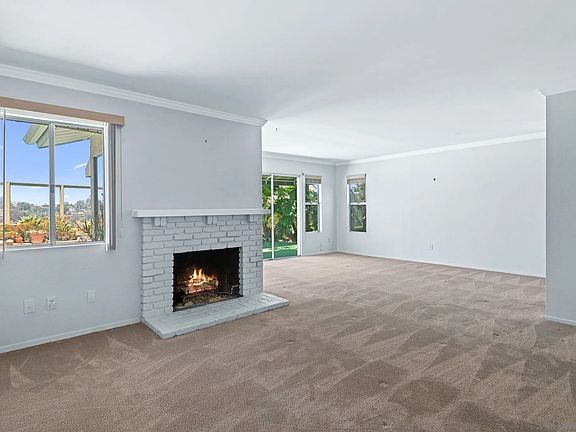 3rd image of 5545 Lodi St