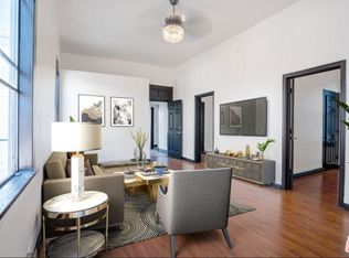 955 S Ardmore Ave #1, Los Angeles, CA 90006