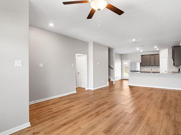 4th image of 343 Liberty Meadows Dr