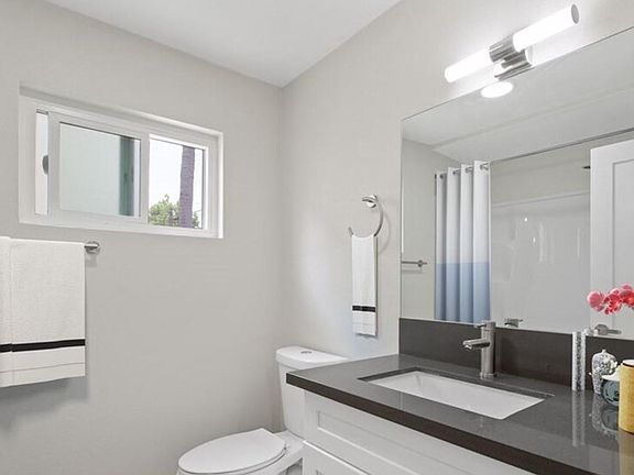 4th image of 21818 S Figueroa St #28