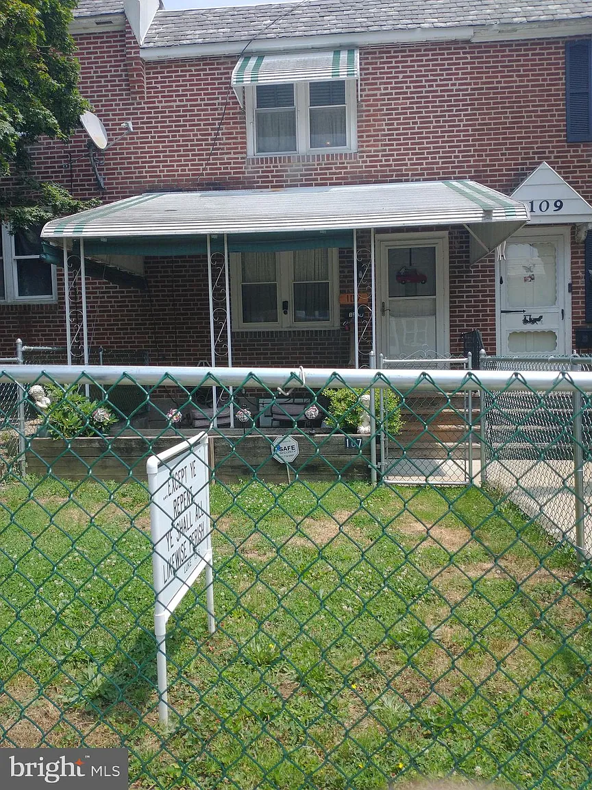 107 W 21st St photo 1