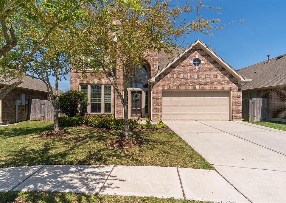 1st image of 3104 Crystal Cascade Ln