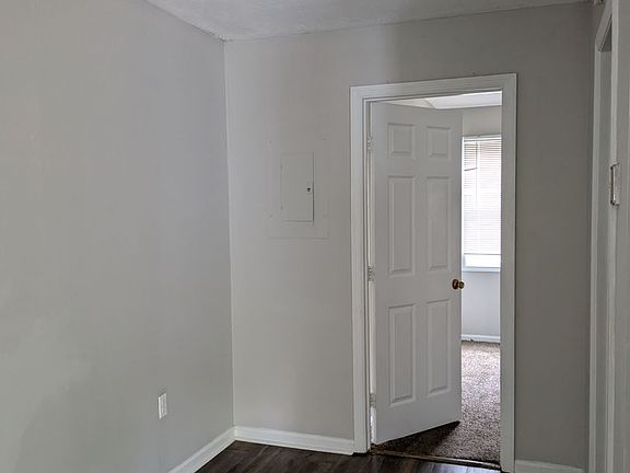 2nd image of 211 N Washington St APT B-5