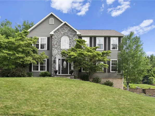 111 Cherokee Ct, Freeport, PA 16229