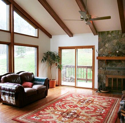 5th image of 131 Lovely Mount Dr