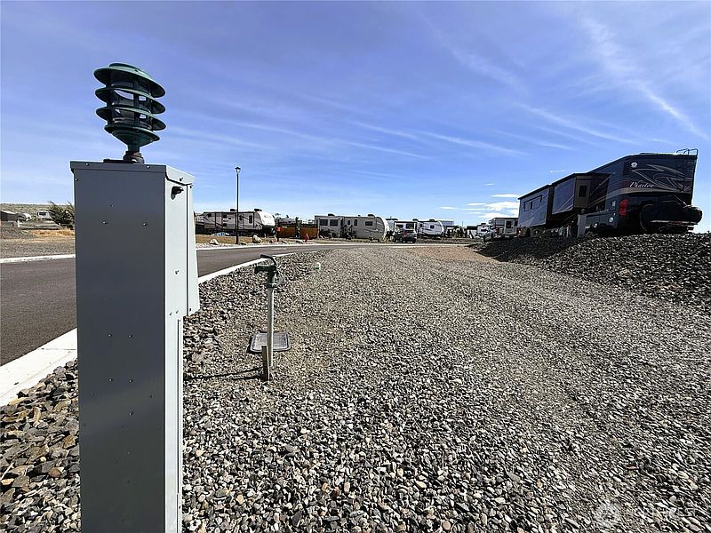 3rd image of 1769 Naches Wenas Rd #139